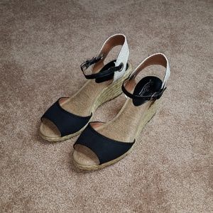 Lucky Brand Wedge Sandals